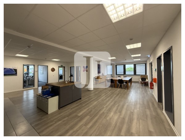 25421 Pinneberg, Büro/Praxis zur Miete | Lounge | Jacobi Immobilien