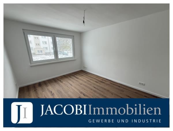 sanierte 1-Zimmer-Wohnung, ca. 33 m² Wohnfläche in zentraler Lage, 16833 Fehrbellin, Mehrfamilienhaus