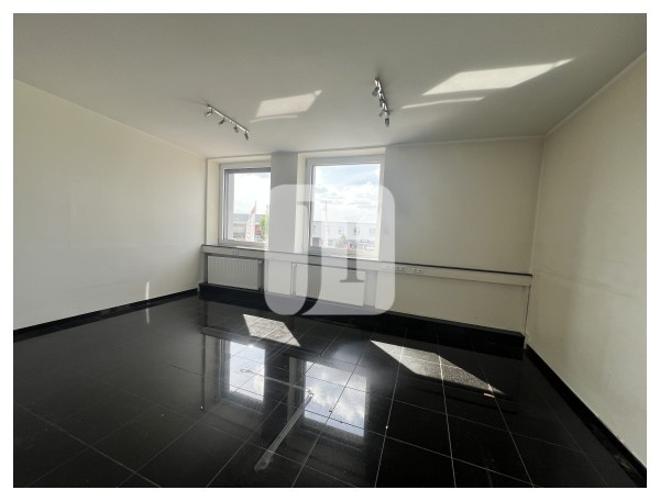21465 Reinbek, Halle/Lager/Produktion zur Miete | Bürofläche | Jacobi Immobilien