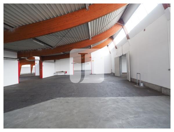 21107 Hamburg, Halle/Lager/Produktion zur Miete | Andienung | Jacobi Immobilien