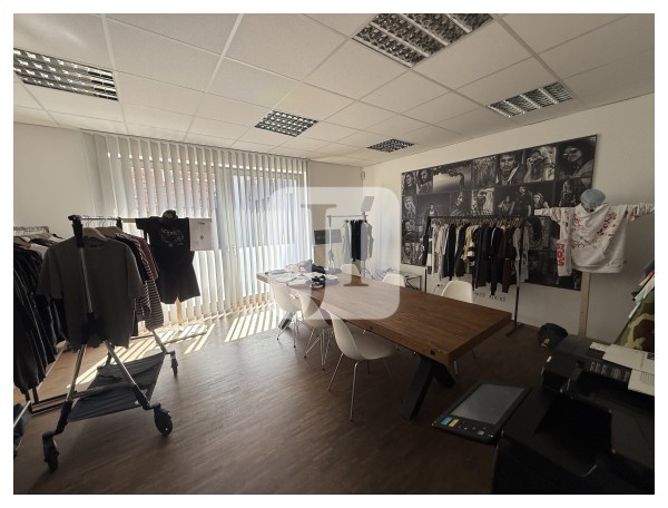 21244 Buchholz, Halle/Lager/Produktion zur Miete | Bürogebäude | Jacobi Immobilien