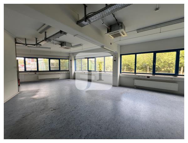 24558 Henstedt-Ulzburg, Halle/Lager/Produktion zum Kauf | Büro | Jacobi Immobilien