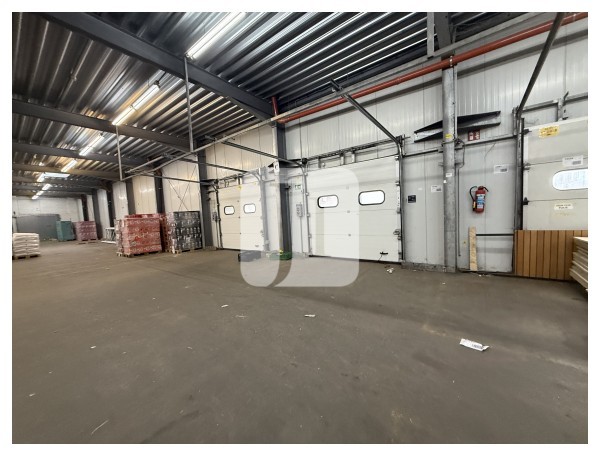 21218 Seevetal, Halle/Lager/Produktion zur Miete | Rolltore | Jacobi Immobilien