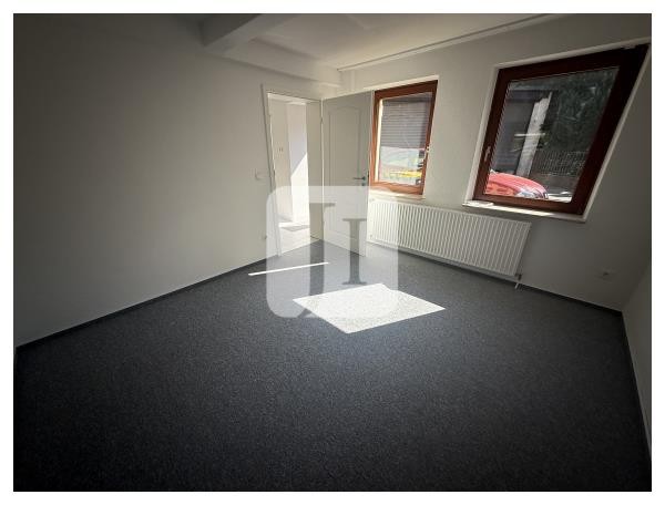 25421 Pinneberg, Halle/Lager/Produktion zur Miete | Büro | Jacobi Immobilien